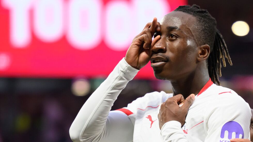 Yan Diomande (RB Leipzig) jubelt nach dem 1:0 gegen Stuttgart. Yan Diomande (RB Leipzig) jubelt nach dem 1:0 gegen Stuttgart.