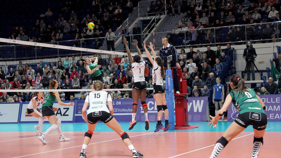 Der DSC unter­liegt in Jekate­ri­nen­burg mit 1:3 Der DSC unterliegt in Jekaterinenburg mit 1:3