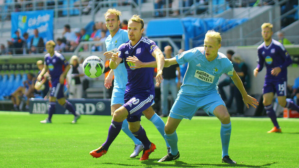 Der CFC kam gegen Osnabrück zu einem glück­li­chen Punkt­ge­winn (Foto: imago/Kruczynski)