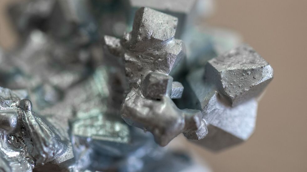 In Freiberg gewinnt eine Pilotanlage das strategisch wichtige Element Gallium zurück (Symbolbild).