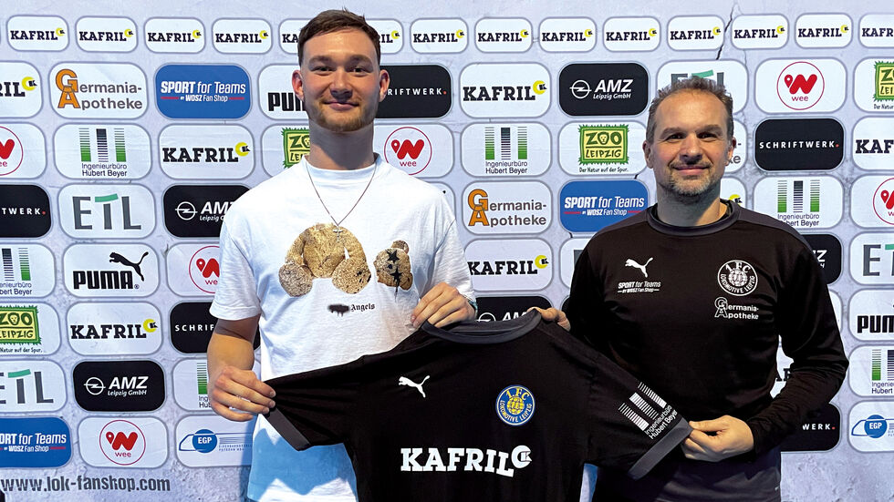 Neuzugang Niclas Müller (links) und Lok-Trainer Almedin Civa Neuzugang Niclas Müller (links) und Lok-Trainer Almedin Civa