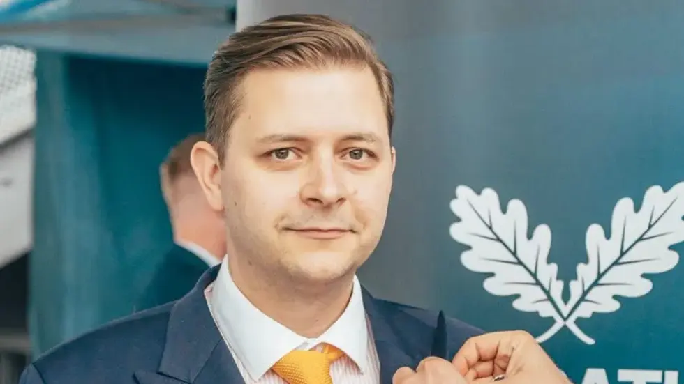Alexander Wiesner (37) aus Oschatz sitzt seit 2019 für die AfD als Abgeordneter im Sächsischen Landtag. Alexander Wiesner (37) aus Oschatz sitzt seit 2019 für die AfD als Abgeordneter im Sächsischen Landtag.
