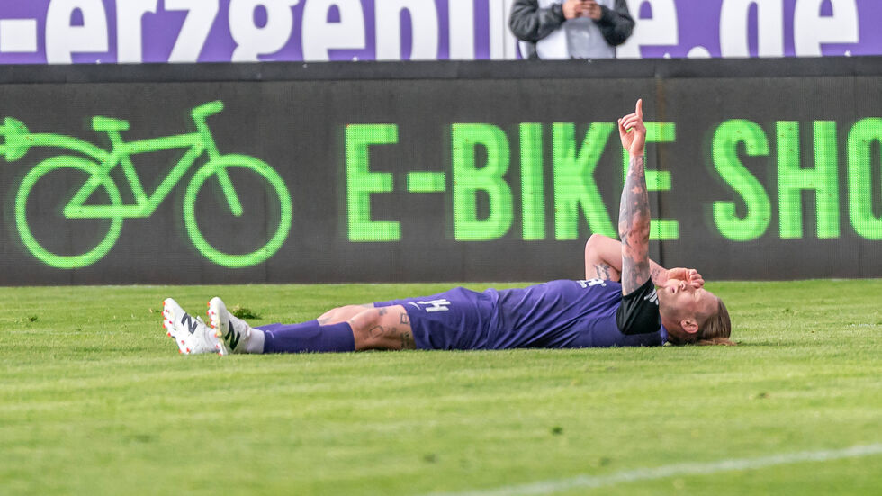 Marvin Stefaniak, Torschütze zum 1:0 Marvin Stefaniak, Torschütze zum 1:0