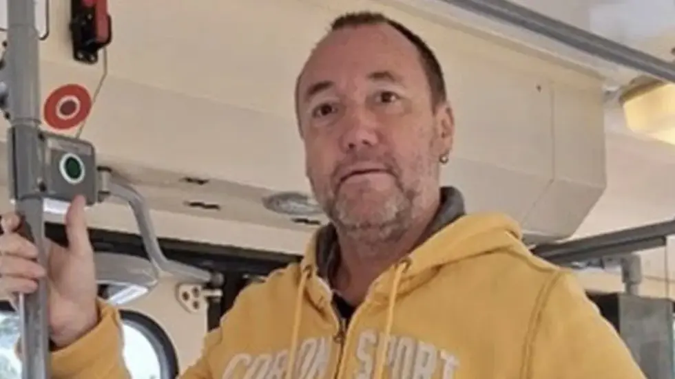 Mit diesem Bild fahndet die Polizei nach dem verschwundenen Leipziger Mike H. (55). Mit diesem Bild fahndet die Polizei nach dem verschwundenen Leipziger Mike H. (55).