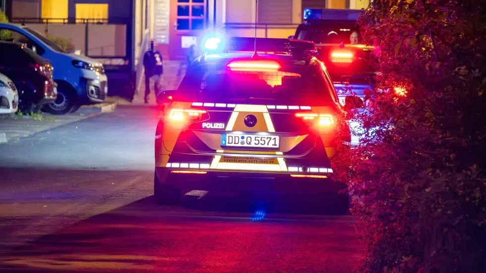 An dem Einsatz beteiligt waren die Feuerwehren aus Schneeberg, Neustädtel, Griesbach und Bad Schlema.Außerdem der zuständige Kreisbrandmeister, der Rettungsdienst mit Notarzt und die Polizei. An dem Einsatz beteiligt waren die Feuerwehren aus Schneeberg, Neustädtel, Griesbach und Bad Schlema.Außerdem der zuständige Kreisbrandmeister, der Rettungsdienst mit Notarzt und die Polizei.