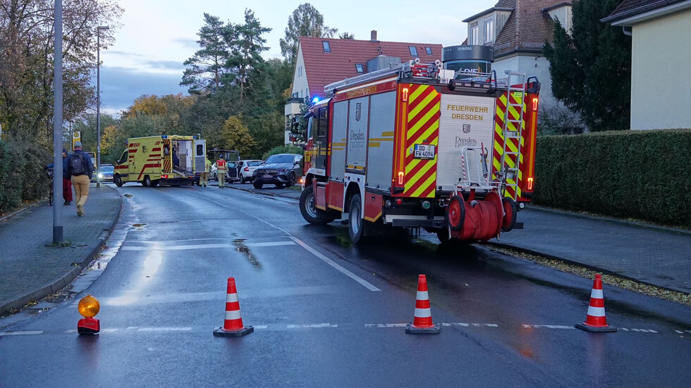 Die Einsatzkräfte vor Ort.
