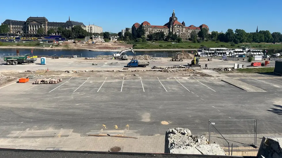 An gleicher Stelle, wo die Reste der Brücke abgerissen wurden, soll der Neubau entstehen