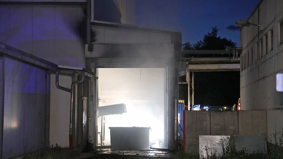 Eine Lagerhalle mit Pellets war in Brand geraten