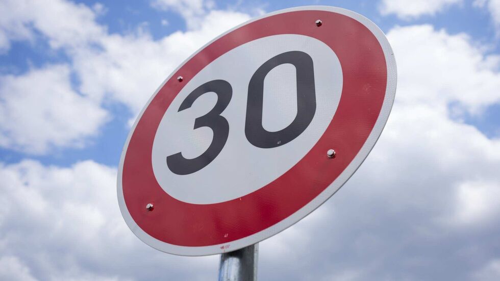 Im Leipziger Stadtteil Plaußig-Portiz wird auf der Tauchaer Straße kommende Woche eine neue 30er Zone ausgewiesen.