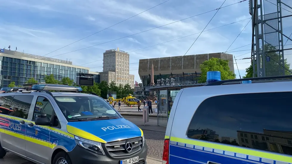 Polizei auf dem Augustusplatz.