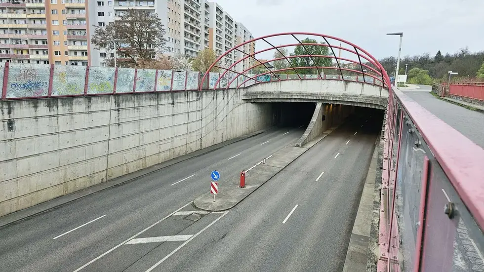 B-93-Tunnel