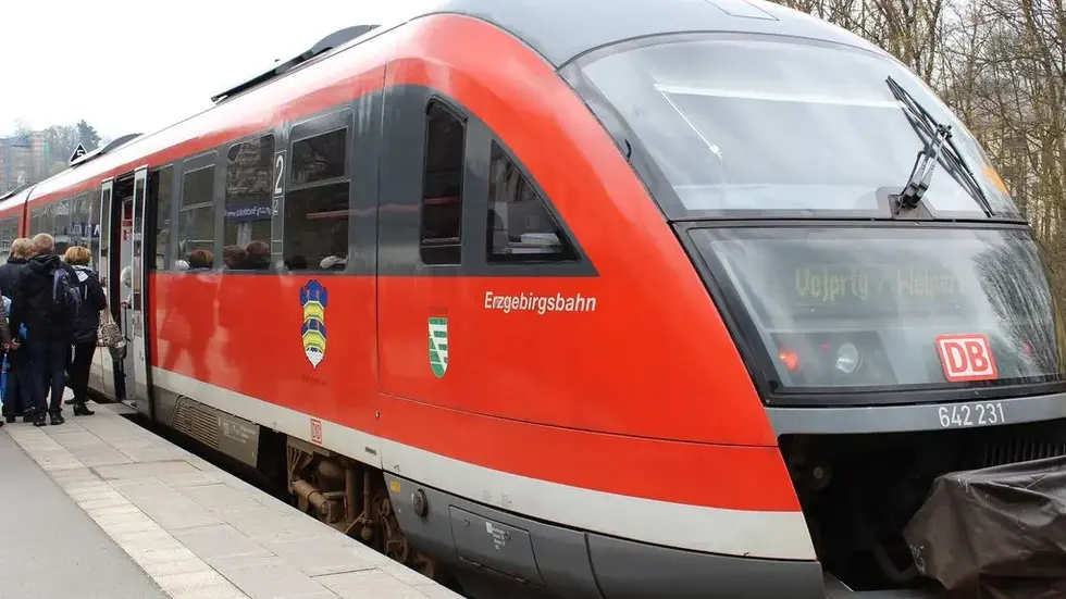 Zug der Erzgebirgsbahn