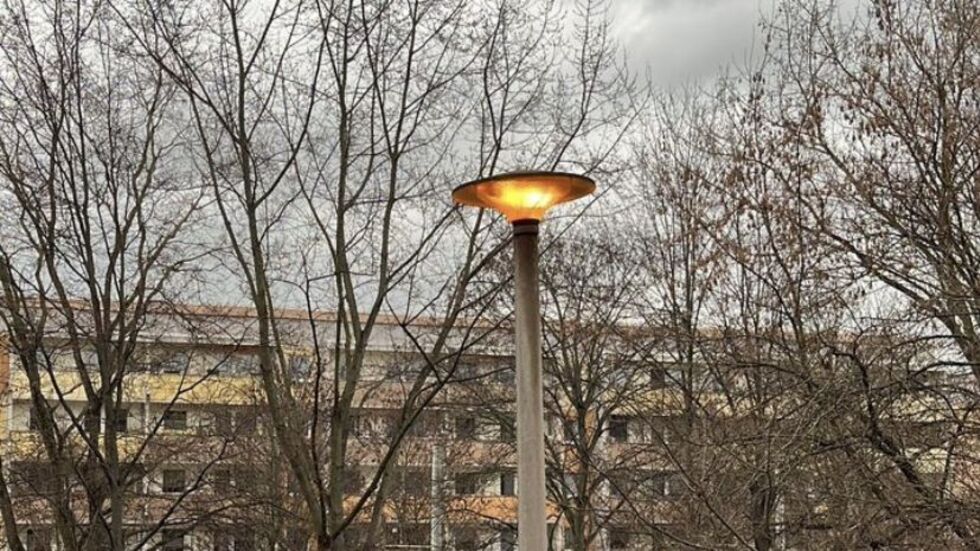 Diese Laterne am Alten Steinweg/ Jerusalemer Platz brannte heute den ganzen Vormittag. 