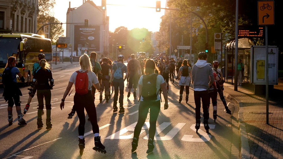 500 Skater waren gestern zwischen Rosenhof und Schönherrfabrik unterwegs.