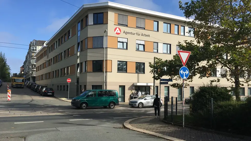 Die Arbeitsagentur an der Werdauer Straße. Die Arbeitsagentur an der Werdauer Straße.
