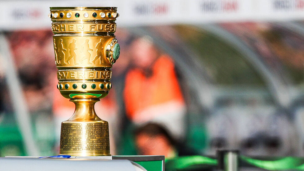 Das DFB-Pokalviertelfinale zwischen Bayern München und RB Leipzig wird möglicherweise abgesagt (Symbolbild vom Pokal).