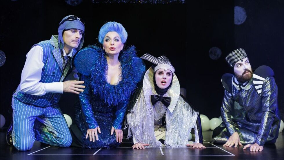 Eine Szene aus "Frau Luna". 