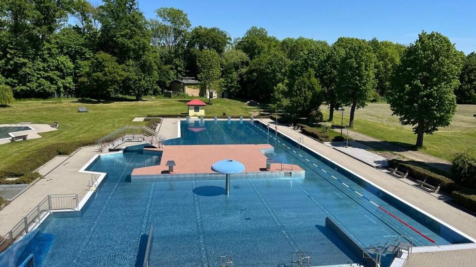 Blick ins Böhlener Freibad (Symbolbild).