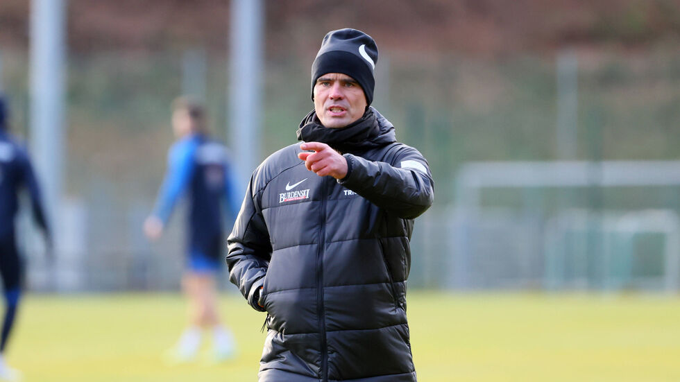 Jörg Emmerich wird Pavle Dotchev künftig als Co-Trainer unterstützen.