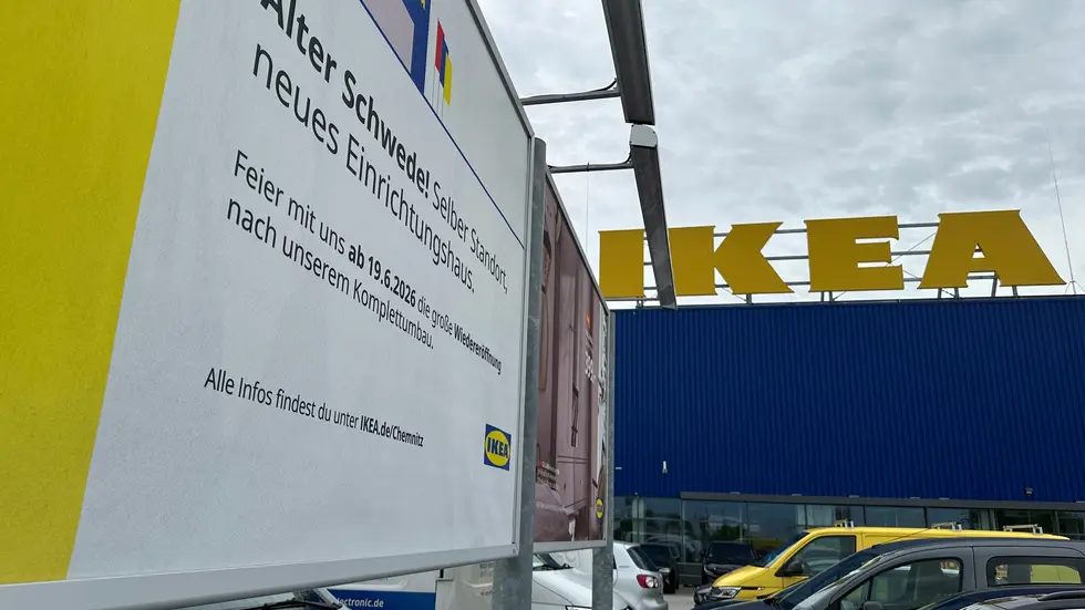 Nach dem großen Umbau zeigt sich IKEA Chemnitz mit neuem Schriftzug, modernem Restaurant, neuer Technik und Wohnideen für Kaßberg, Heckert-Gebiet und Zwickau. Nach dem großen Umbau zeigt sich IKEA Chemnitz mit neuem Schriftzug, modernem Restaurant, neuer Technik und Wohnideen für Kaßberg, Heckert-Gebiet und Zwickau.