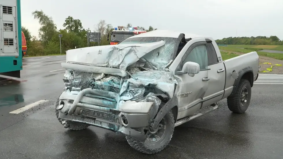 Der US-Pickup wurde schwer beschädigt.