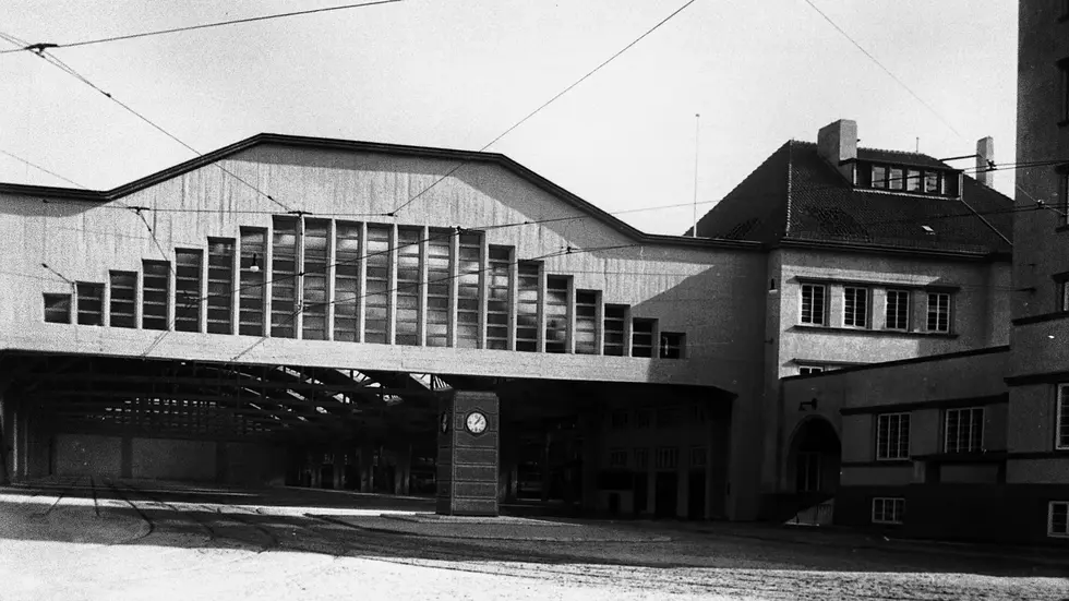 Die Einfahrt zum Betriebshof Die Einfahrt zum Betriebshof