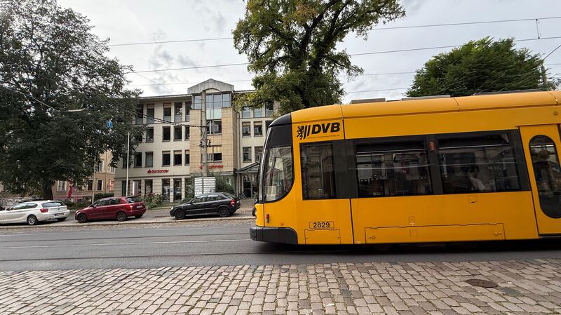 Künftig rollen hier die breiteren Straßenbahnen der DVB.