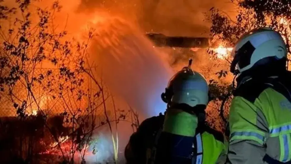 Rund 22 Einsatzkräfte löschten den Brand in Dresden Trachau Rund 22 Einsatzkräfte löschten den Brand in Dresden Trachau