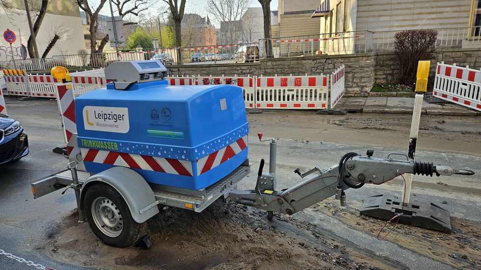 Die Wasserwerke sind bereits vor Ort.