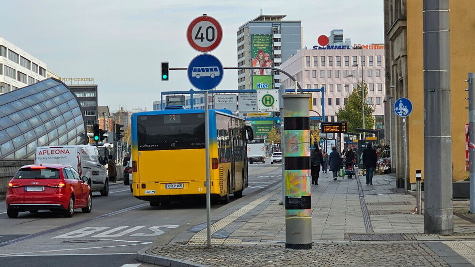 Der neue Blitzer an der Bahnhofstraße in Chemnitz wird teurer. Alle Fakten zu Kosten, Zustand, Unfallzahlen und der Bilanz stationärer Messanlagen. Der neue Blitzer an der Bahnhofstraße in Chemnitz wird teurer. Alle Fakten zu Kosten, Zustand, Unfallzahlen und der Bilanz stationärer Messanlagen.