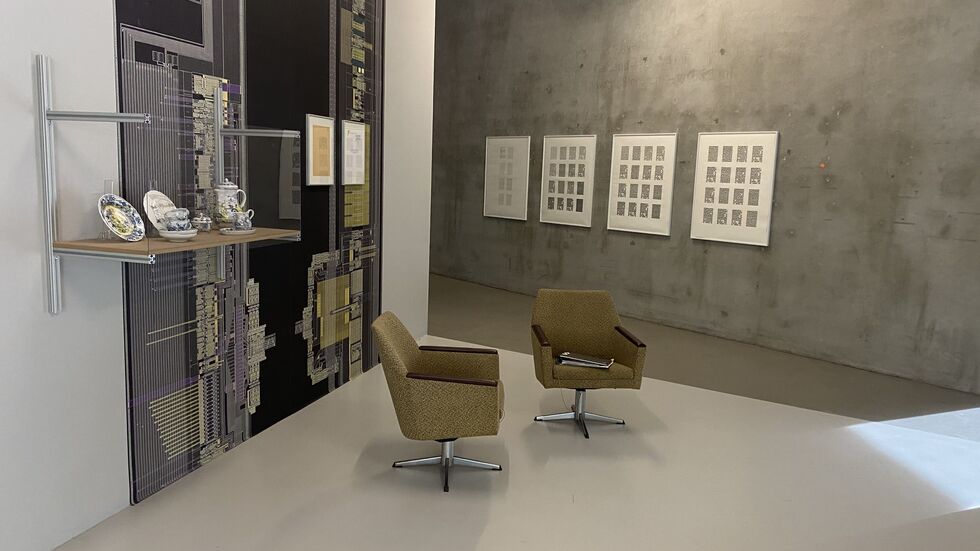 Eine Idee war, Baupläne von Mikrochips in Zwiebelmuster-Porzellan versteckt werden. Daraus wurde jedoch nie etwas.