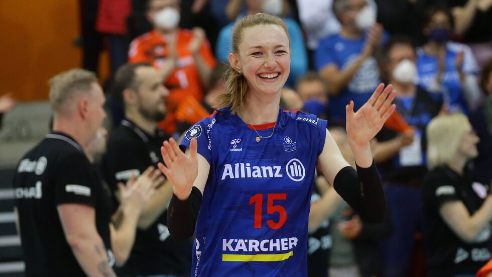 Lara Berger wechselt von der Allianz MTV Stuttgart zum DSC. Die 20-Jährige ist bereits der sechste Neuzugang für die kommende Saison in der Volleyball-Bundesliga. (Archivbild) Lara Berger wechselt von der Allianz MTV Stuttgart zum DSC. Die 20-Jährige ist bereits der sechste Neuzugang für die kommende Saison in der Volleyball-Bundesliga. (Archivbild)