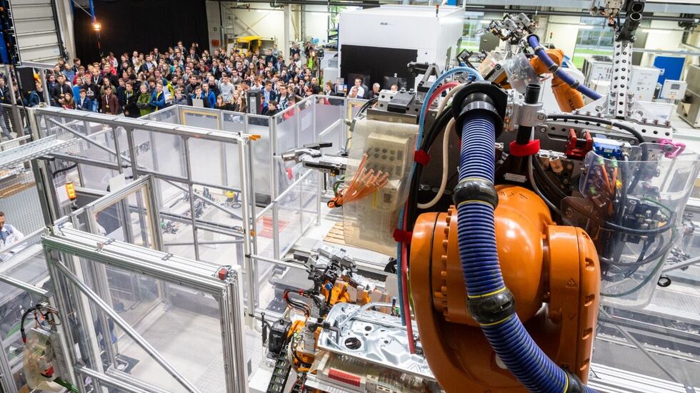 Das Fraunhofer IWU freut sich heute auf viele Besucher zum Nachmittag der offenen Tür.