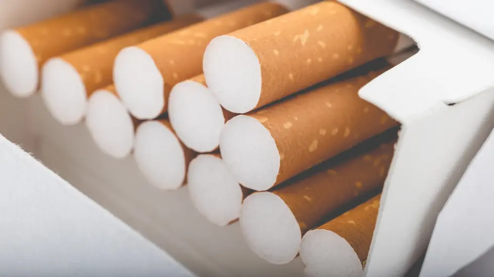 Dem 12-Jährigen wurde eine Schachtel Zigaretten geklaut (Symbolbild).