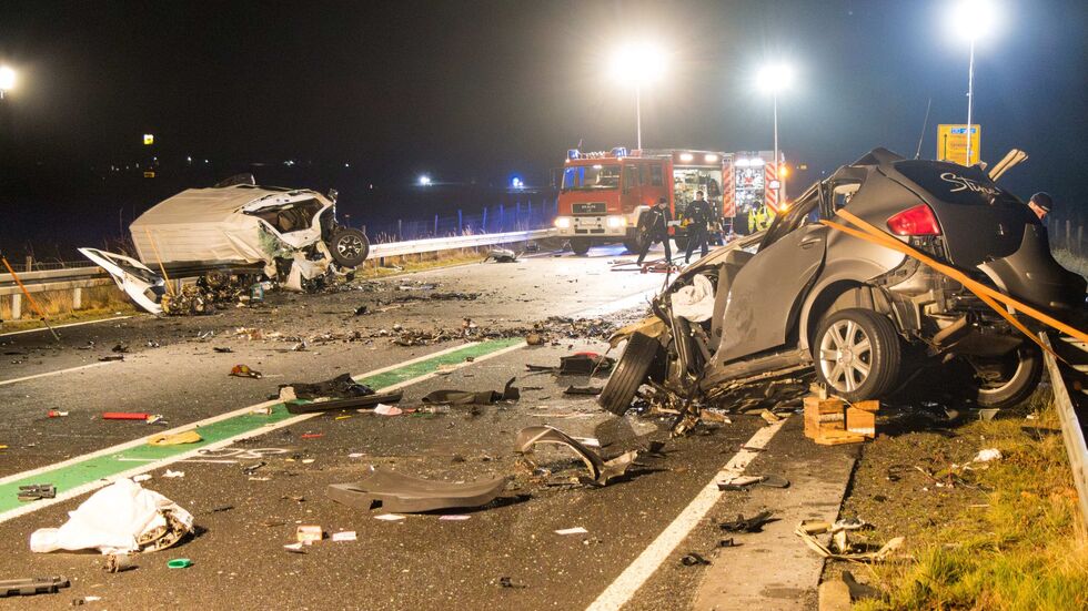 Den Rettungskräften bot sich ein Bild der Verwüstung