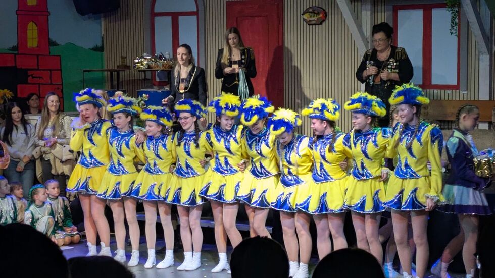 Die Nachwuchsgarde des Moritzburger Carneval Clubs tanzte sich im Jugendbereich auf den 1. Platz