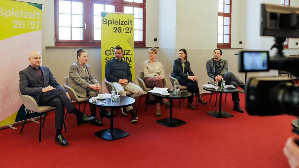 Pressekonferenz im Gewandhaus zur kommenden Spielzeit Pressekonferenz im Gewandhaus zur kommenden Spielzeit