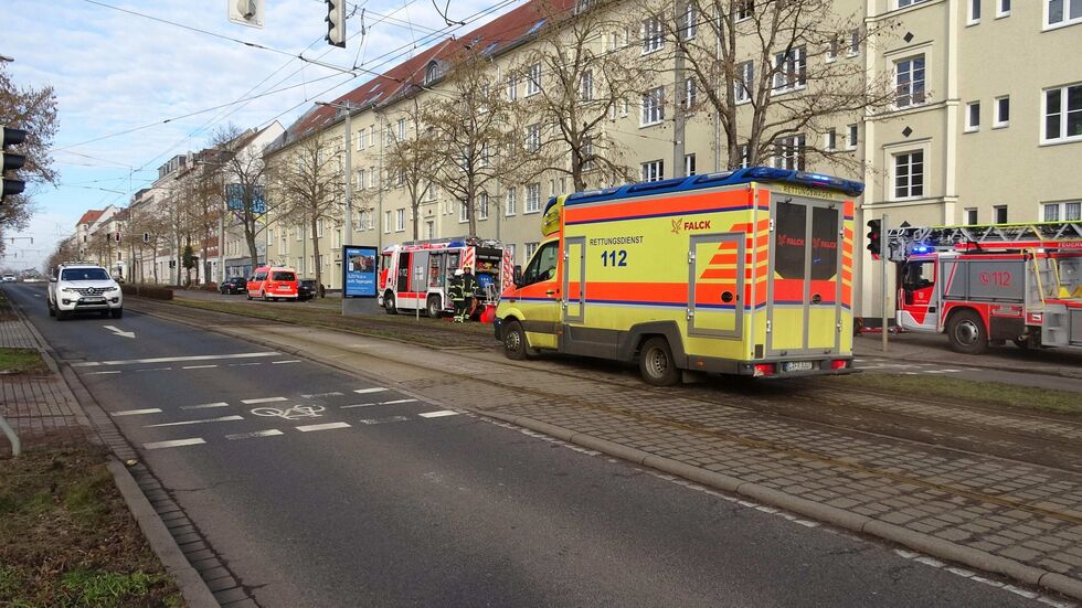 Die Delitzscher Straße wurde stadtauswärts gesperrt.