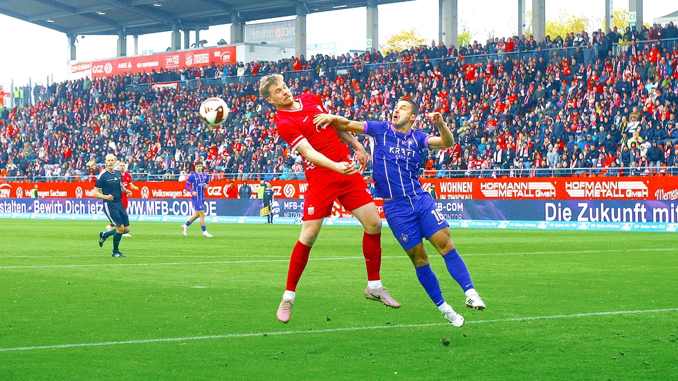 Erzgebirge Aue behielt im Derby die Oberhand Erzgebirge Aue behielt im Derby die Oberhand