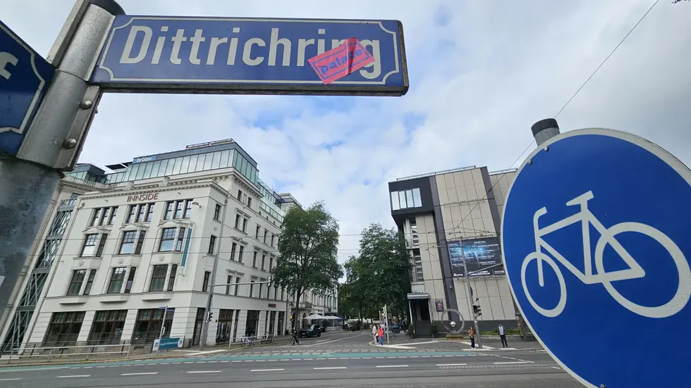 Hier gegenüber dieser Disko in der Leipziger Innenstadt ist der Überfall passiert.
