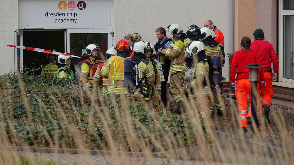 In der Berufsakademie waren gefährliche Stoffe in einem Labor ausgetreten.