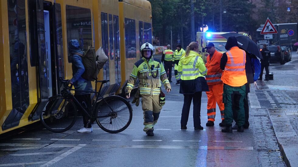 Bei dem Unfall wurden sieben Menschen verletzt.