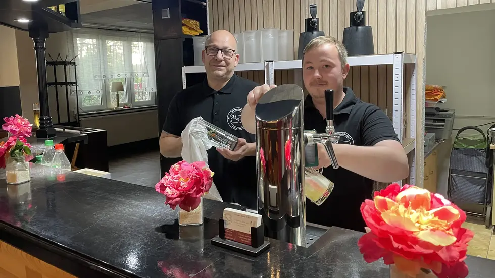 Die neuen Wirte der Gaststätte "Lichte Höhe": Marco Sarfert und Manuel Pansa Die neuen Wirte der Gaststätte "Lichte Höhe": Marco Sarfert und Manuel Pansa