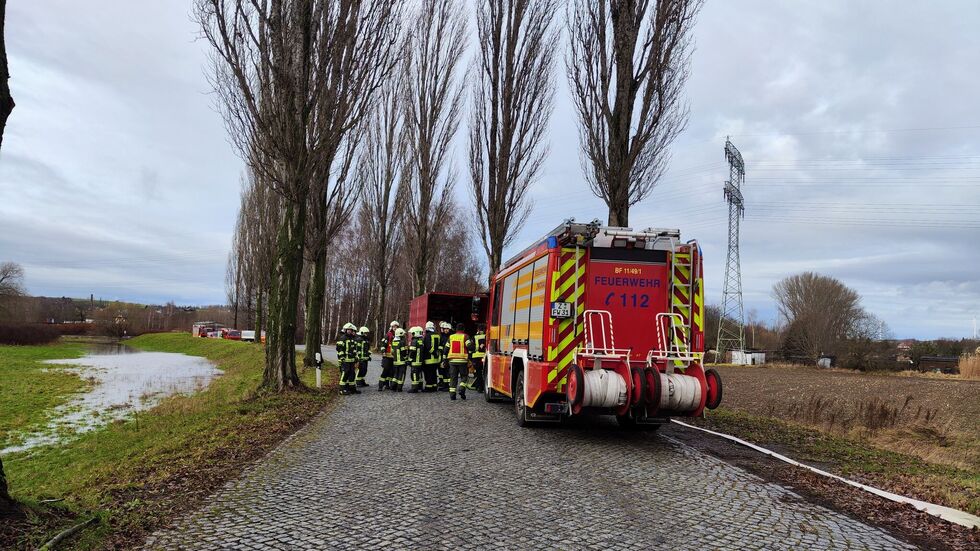 Die Feuerwehr beim Hochwassereinsatz zu Weihnachten 2023 Die Feuerwehr beim Hochwassereinsatz zu Weihnachten 2023