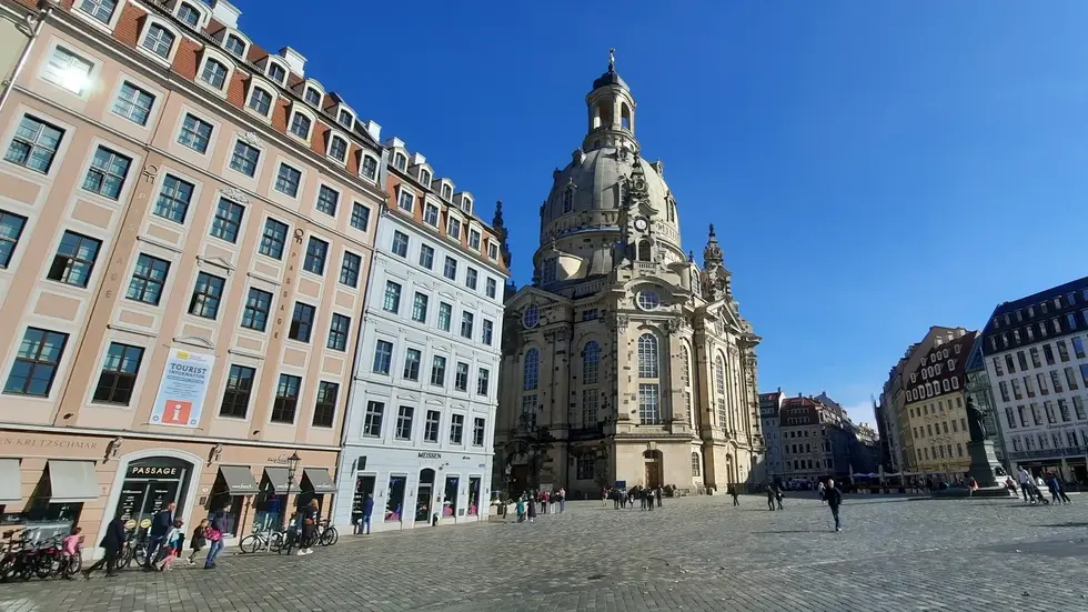 Die Dresdner Frauenkirche wird (wieder) zum Lernort für Hunderte Schüler.
