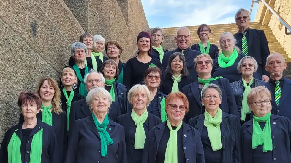 Circa 30 bis 40 Mitglieder sind beim Singen dabei.