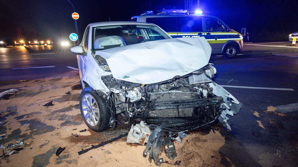 Der Sachschaden liegt bei rund 30.000 Euro.