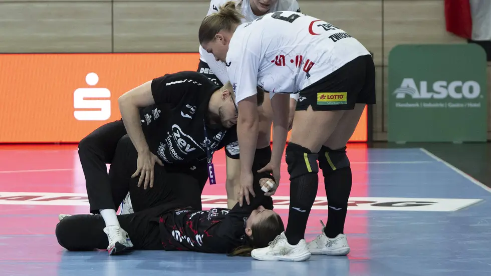 Alexandra Humpert musste im Spiel gegen die Wildcats Halle verletzt ausgewechselt werden.
