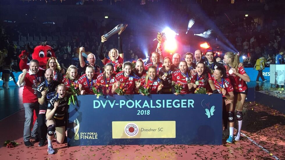 Die DSC-Volleyballerinnen haben zum fünften Mal den DVV-Pokal gewonnen