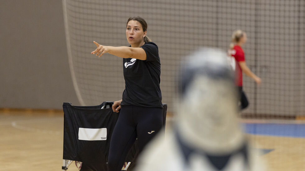 Rita Lakatos stand bis 2024 selbst für den BSV auf dem Feld. Seit Anfang der Saison ist sie offiziell Teil des Trainerteams.